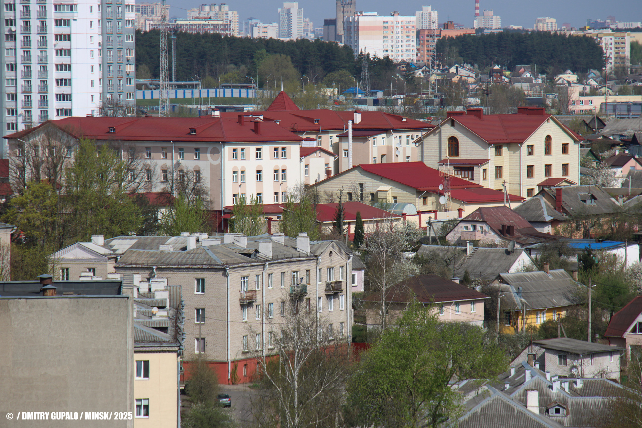 Мінск, Улица Орджоникидзе, 30 / Улица Строителей, 7; Улица Лазо, 14 / Улица Огарёва, 5