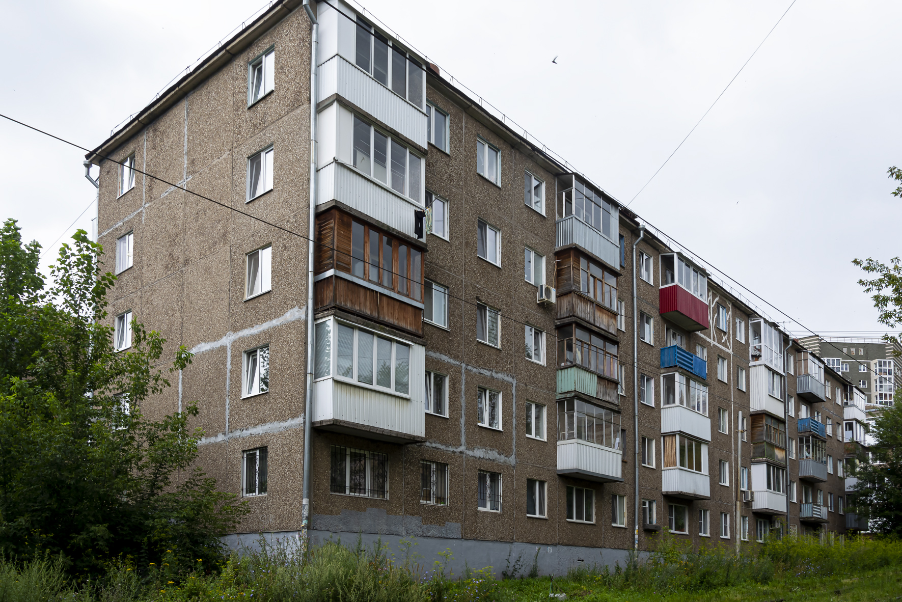 Уфа, Улица Владимира Маяковского, 10/1 / Улица Шумавцова, 22