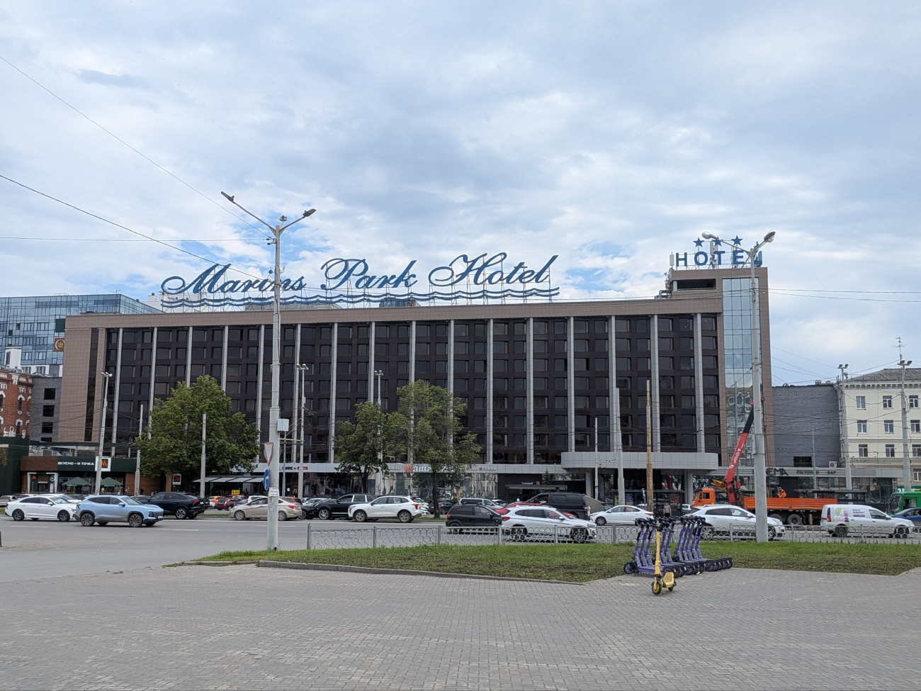 Екатеринбург, Улица Челюскинцев, 106