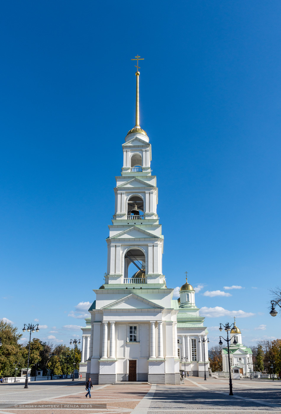 Пенза, Соборная площадь, 3*