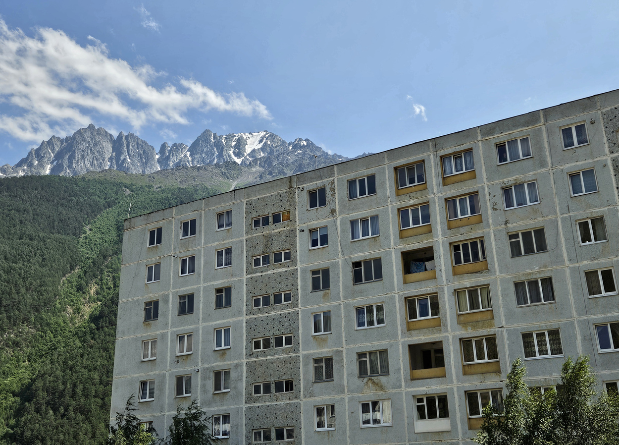 Нейтрино, Улица Губасанты, 7
