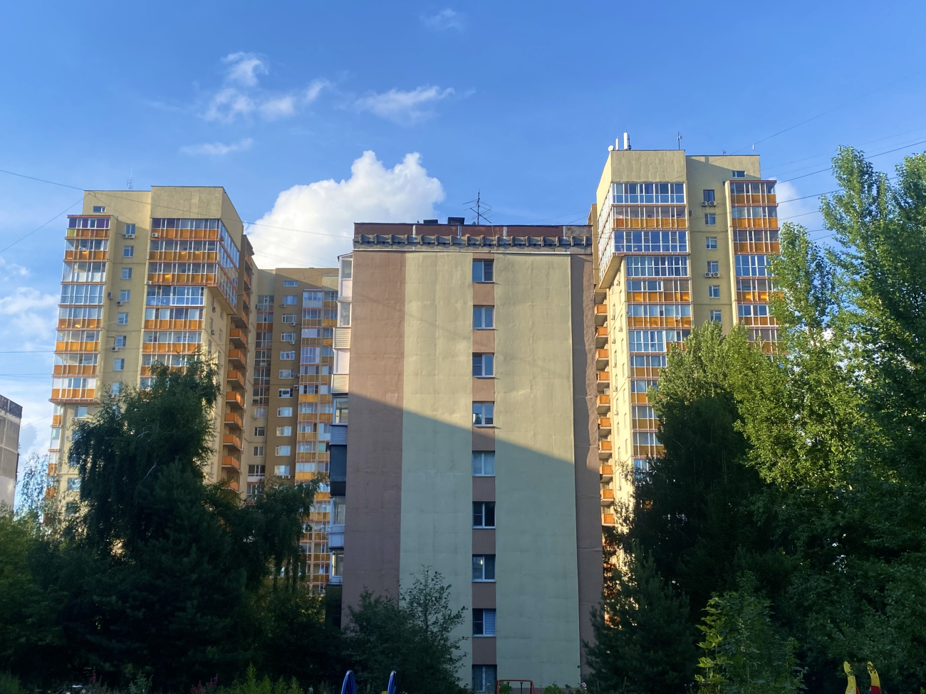 Нижний Новгород, Улица 40 лет Победы, 5; Улица 40 лет Победы, 4
