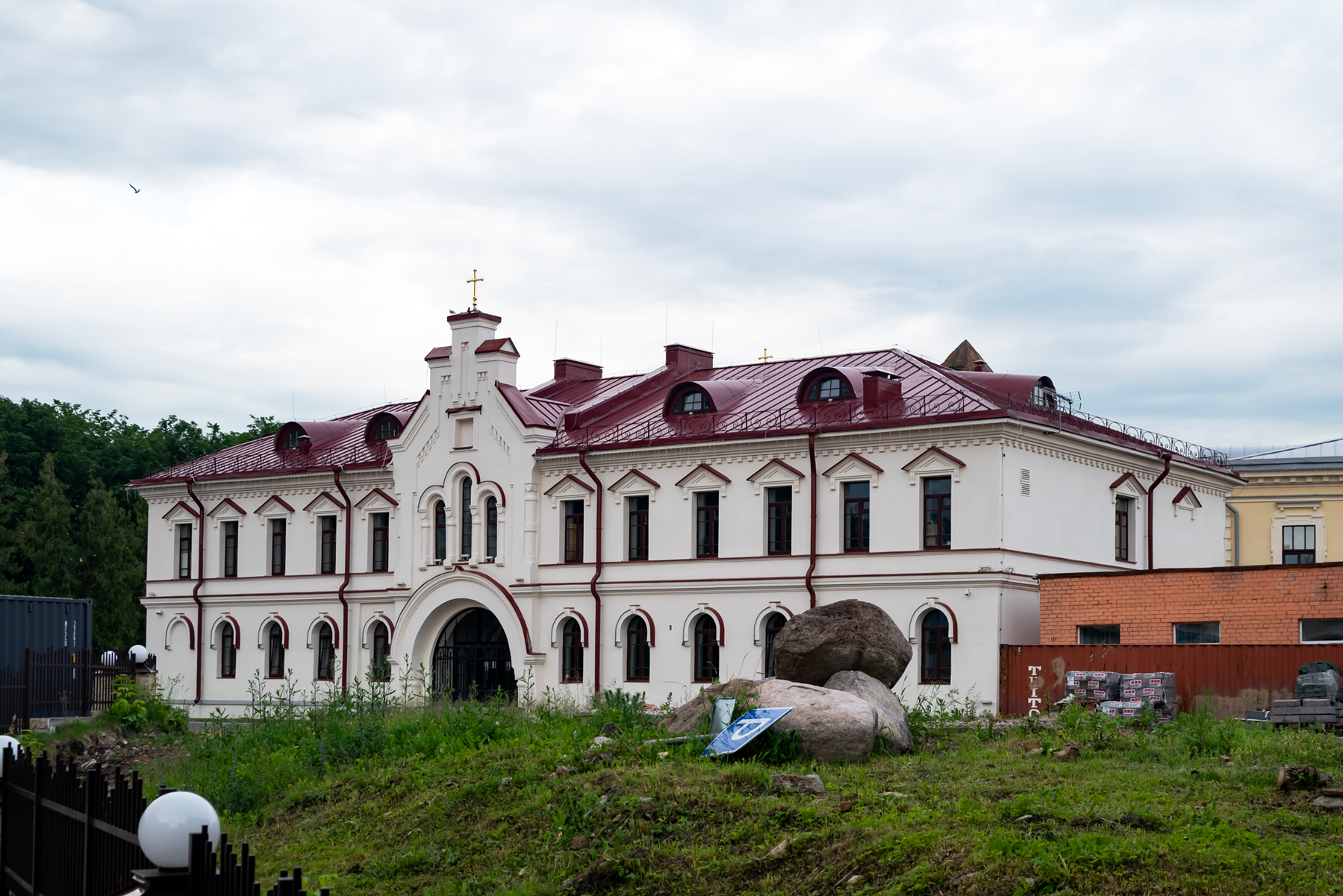 Псков, Профсоюзная улица, 10
