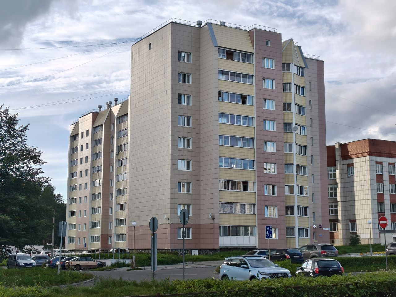 Лесной, Улица Ленина, 96