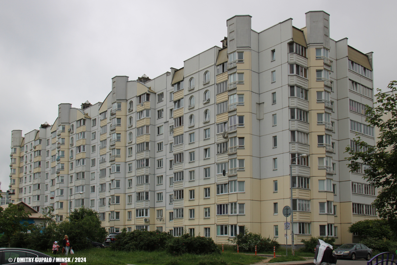 Минск, Нёманская улица, 32