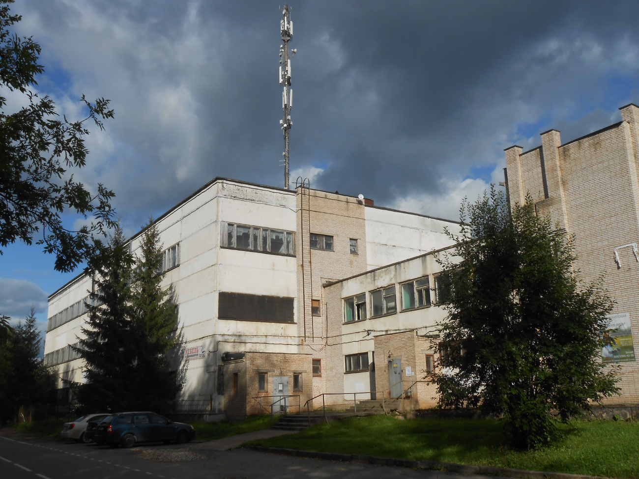 Пикалёво, Советская улица, 33
