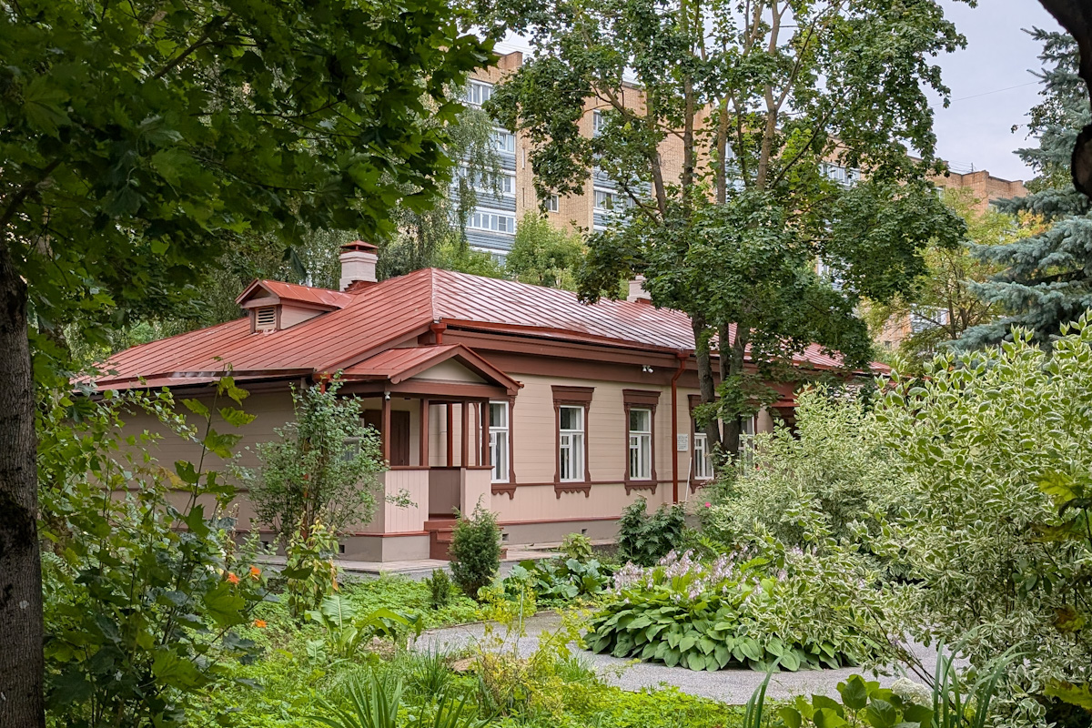 Чехов, Улица Чехова, 4А*