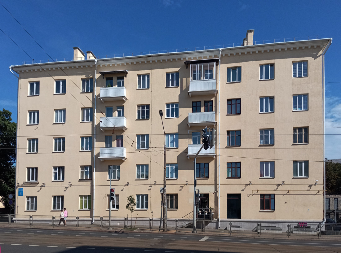 Минск, Улица Якуба Коласа, 6