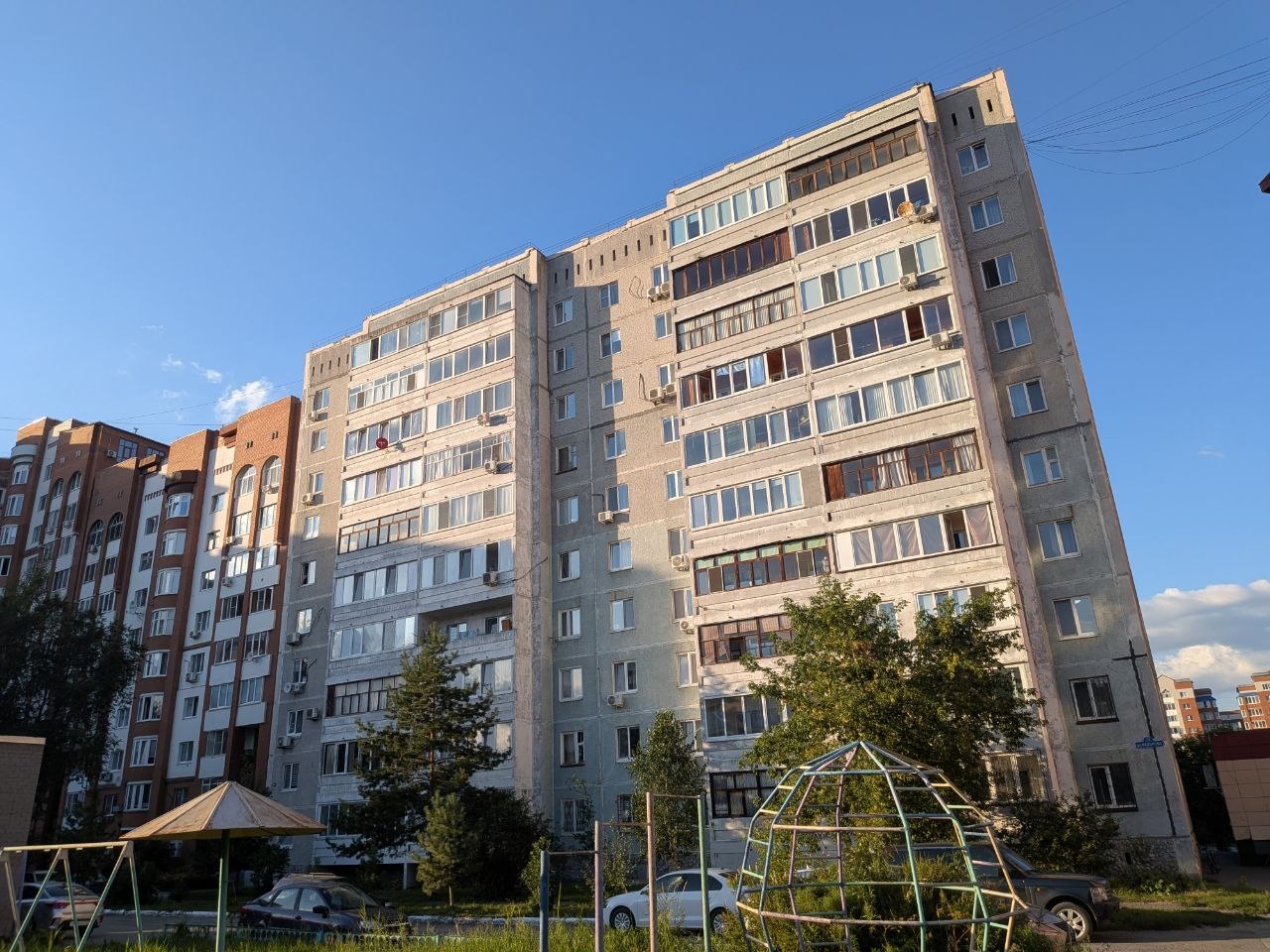 Тюмень, Улица Николая Фёдорова, 12 корп. 2; Улица Николая Фёдорова, 12 корп. 3
