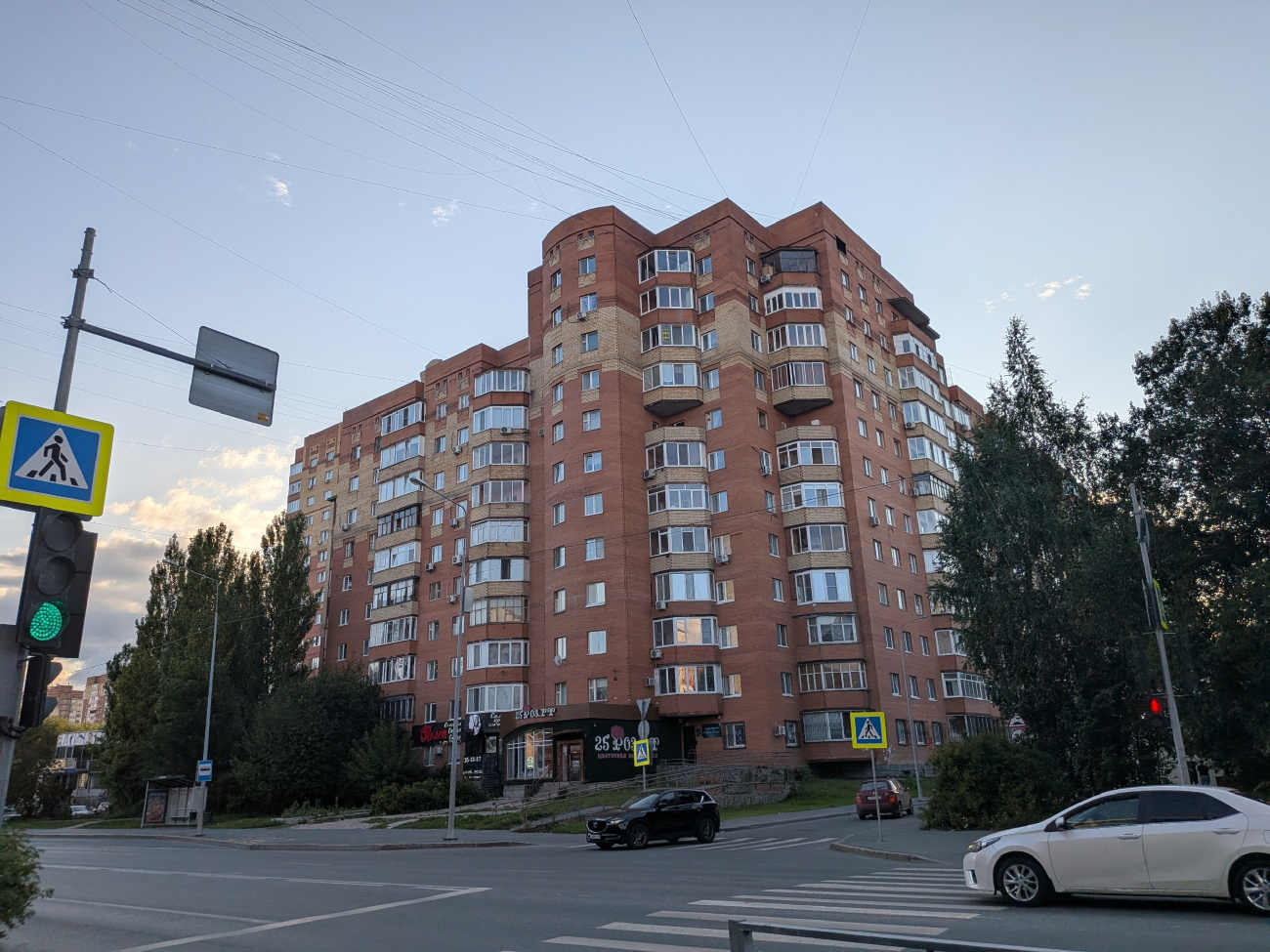 Тюмень, Широтная улица, 29; Широтная улица, 29 корп.3