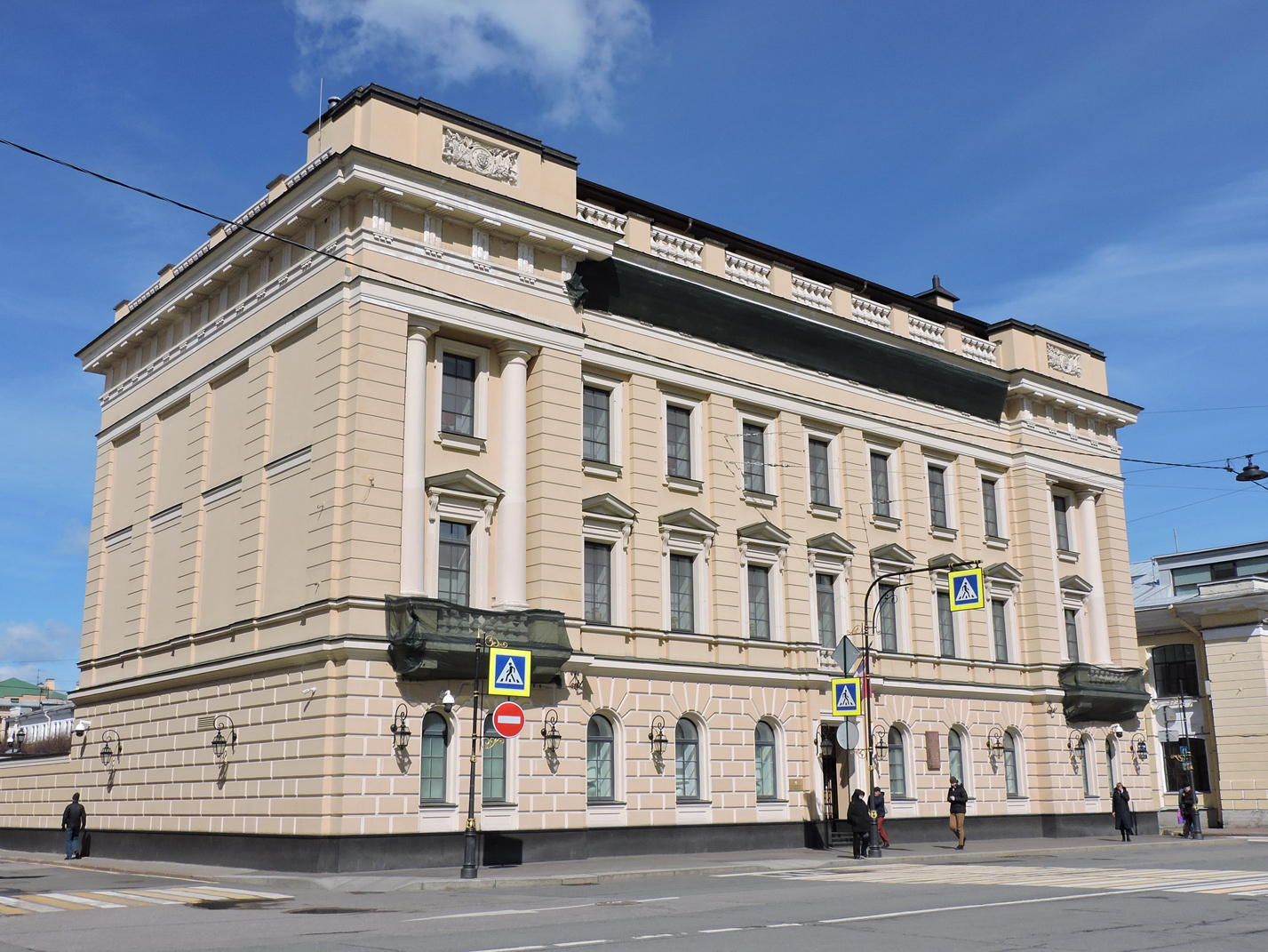 Санкт-Петербург, Манежная площадь, 4