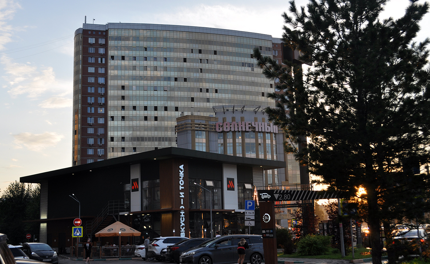 Новосибирск, Улица Кошурникова, 8А; Проспект Дзержинского, 1/1
