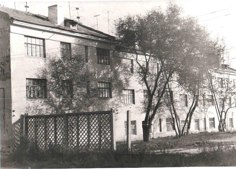 Октябрьск, Заводская улица, 1