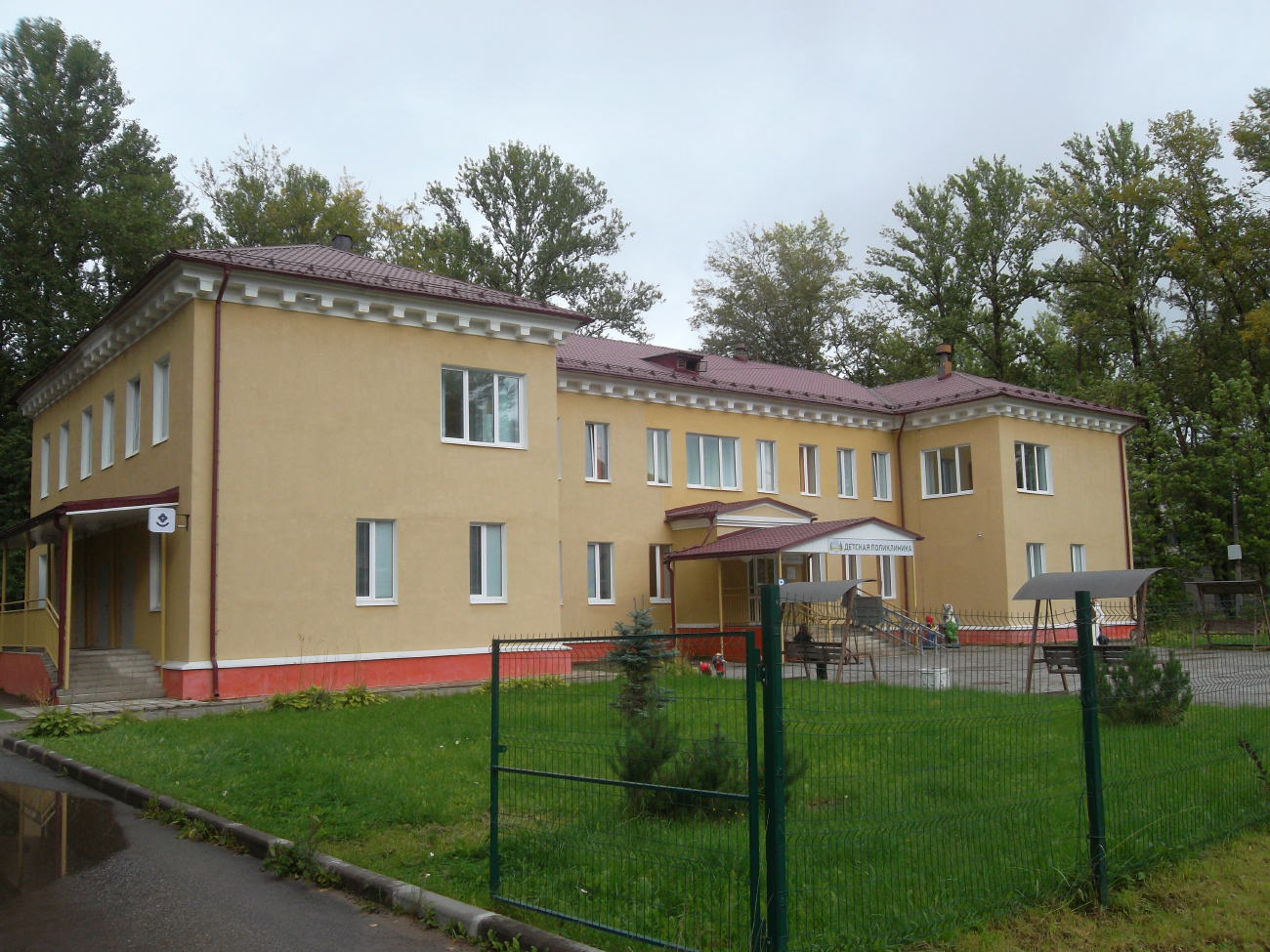 Пикалёво, Советская улица, 31