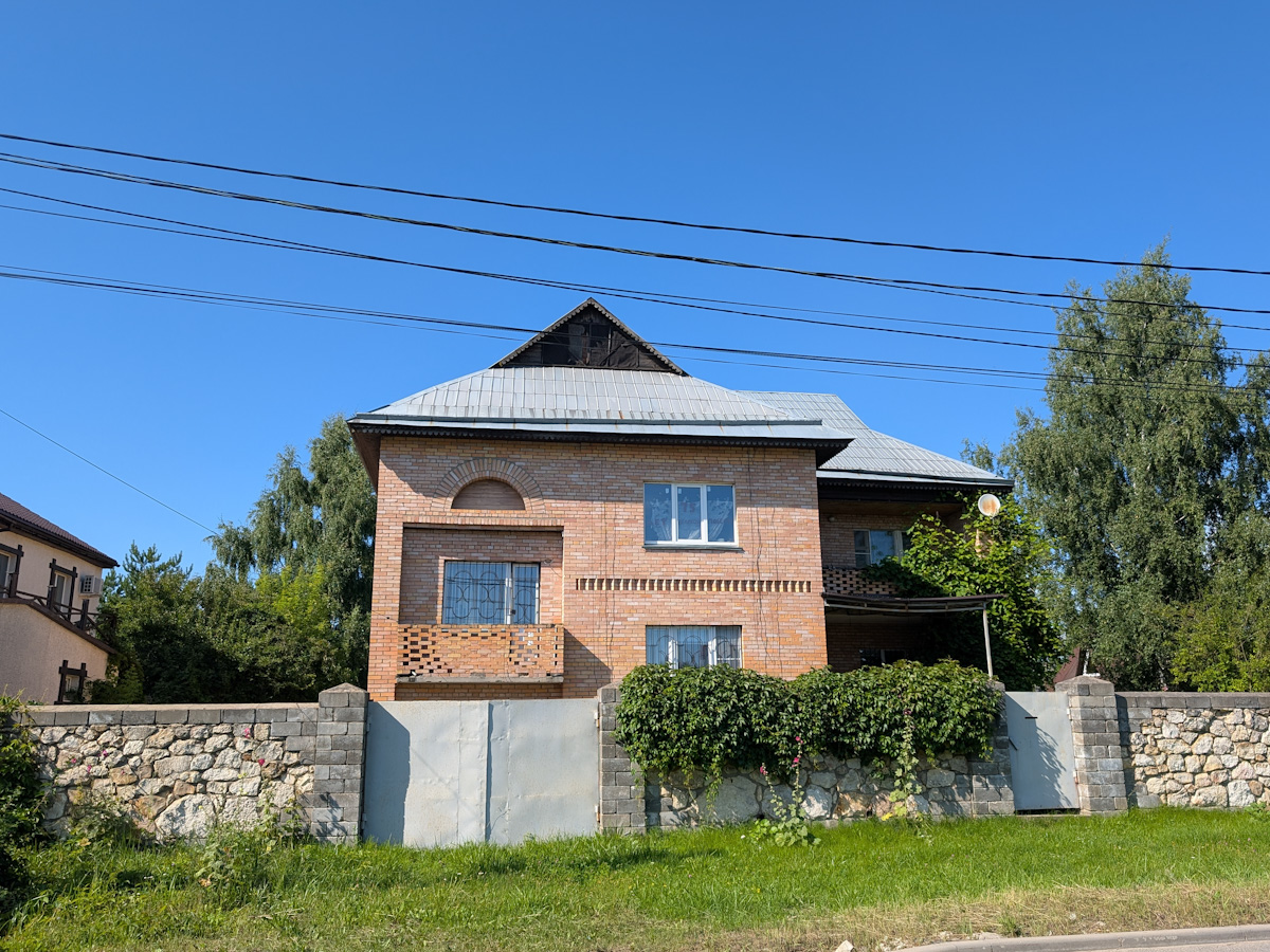 Городской округ Серпухов, прочие н.п., пос. Большевик, Лесная улица, 13