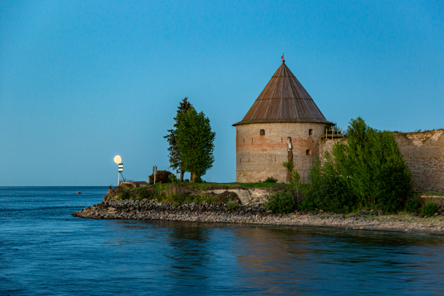 Шлиссельбург, Остров Ореховый, Королевская башня