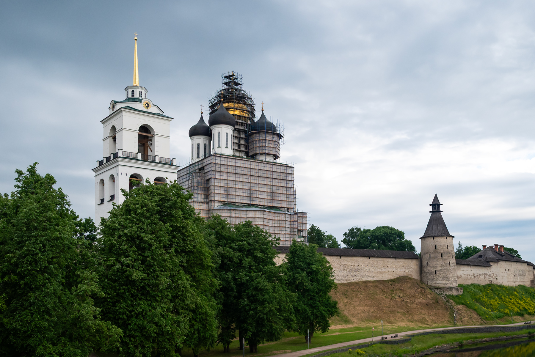 Псков, Кремль, 3; Кремль, 2/1; Кремль, 5