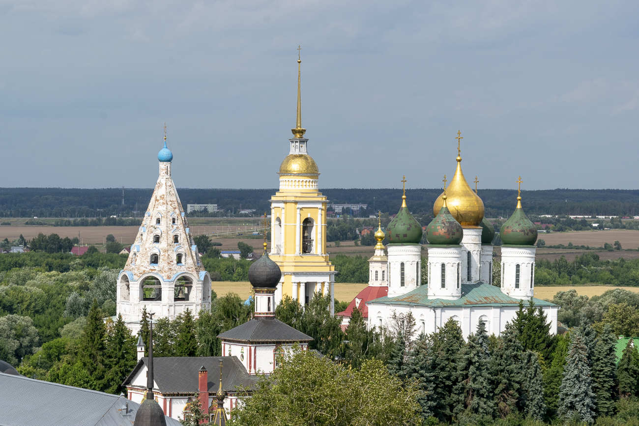 Коломна, Улица Лазарева, 16А (колокольня); Улица Лазарева, 9-11А; Улица Лазарева, 16А. Коломна — Панорамы