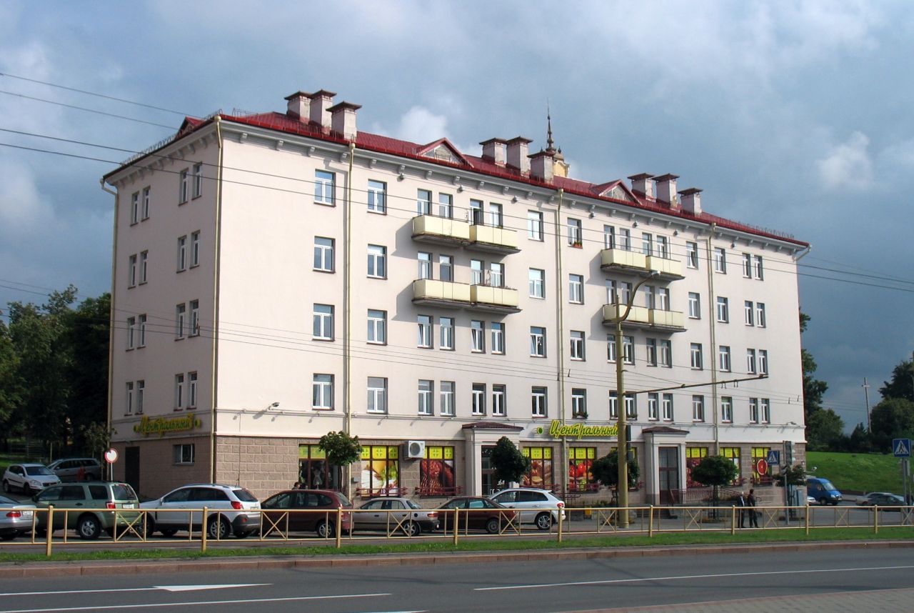 Гродно, Улица Парижской Коммуны, 2 / Улица Стефана Батория, 6