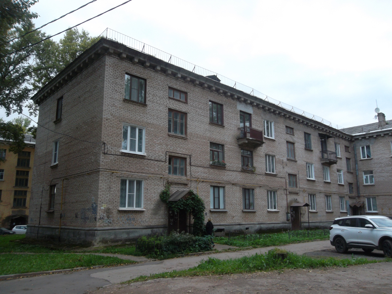 Пикалёво, Школьная улица, 61
