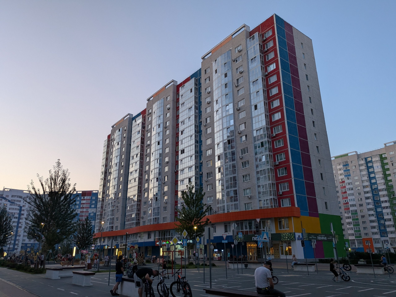 Тюмень, Улица Федюнинского, 54 корп. 2