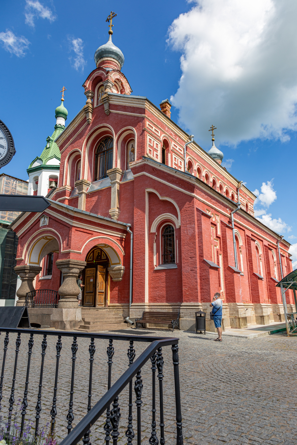 Старая Ладога, Никольская улица, 16 (церковь Иоанна Златоуста)