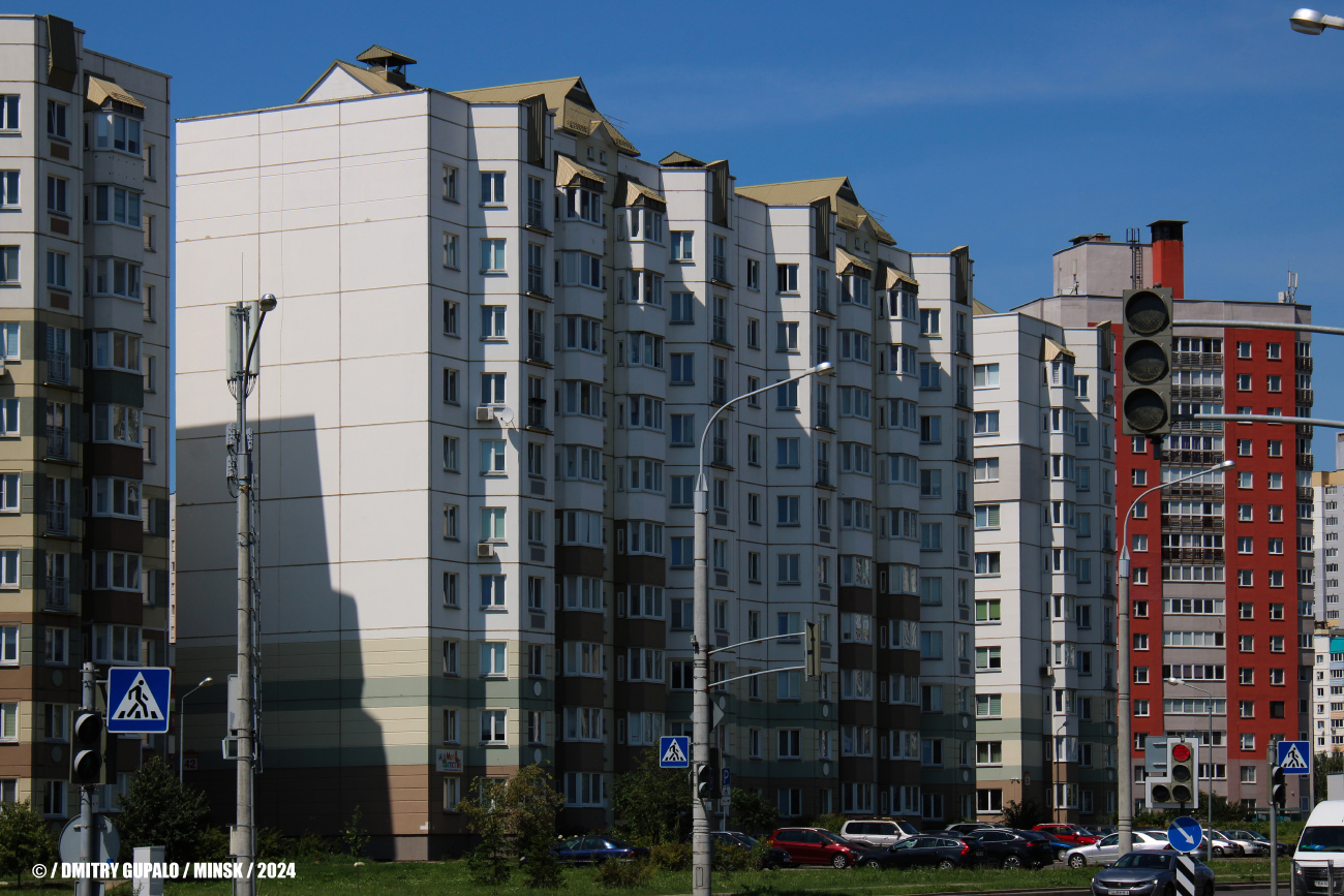 Минск, Улица Юрия Семеняко, 42