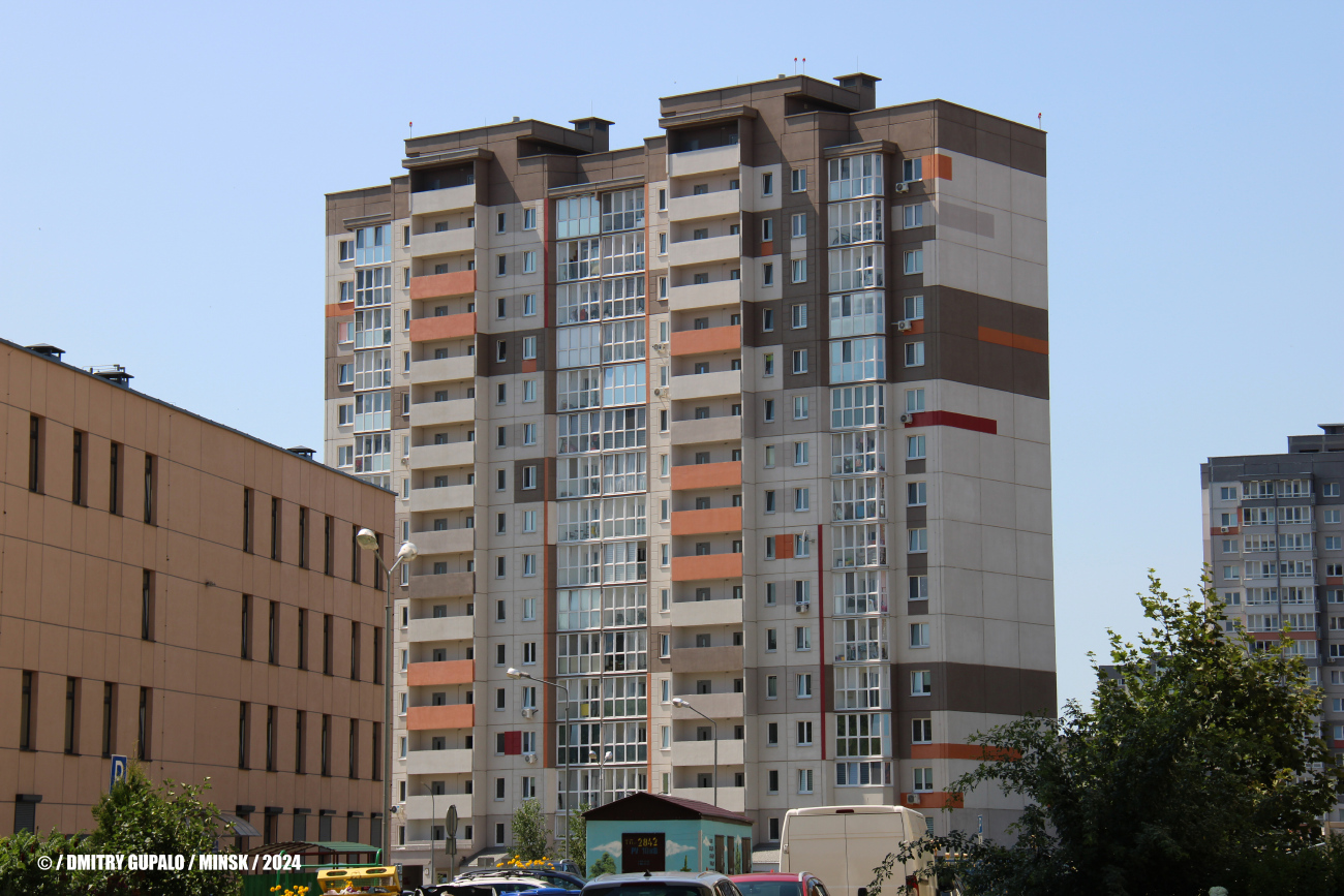 Минск, Улица Маршала Лосика, 6
