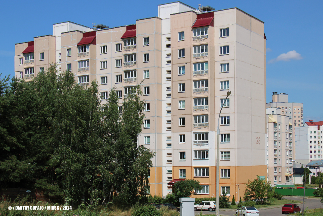 Минск, Улица Маршала Лосика, 28