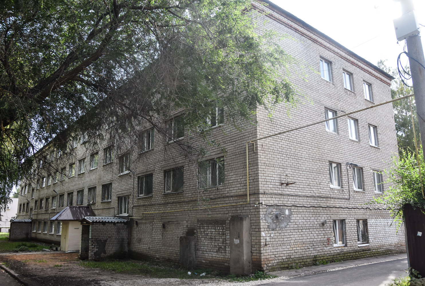 Усть-Кинельский, Улица Тимирязева, 1