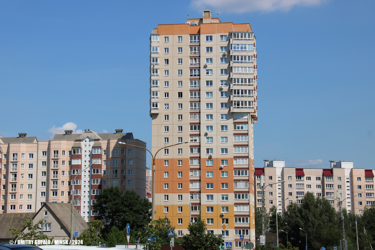 Минск, Улица Маршала Лосика, 32