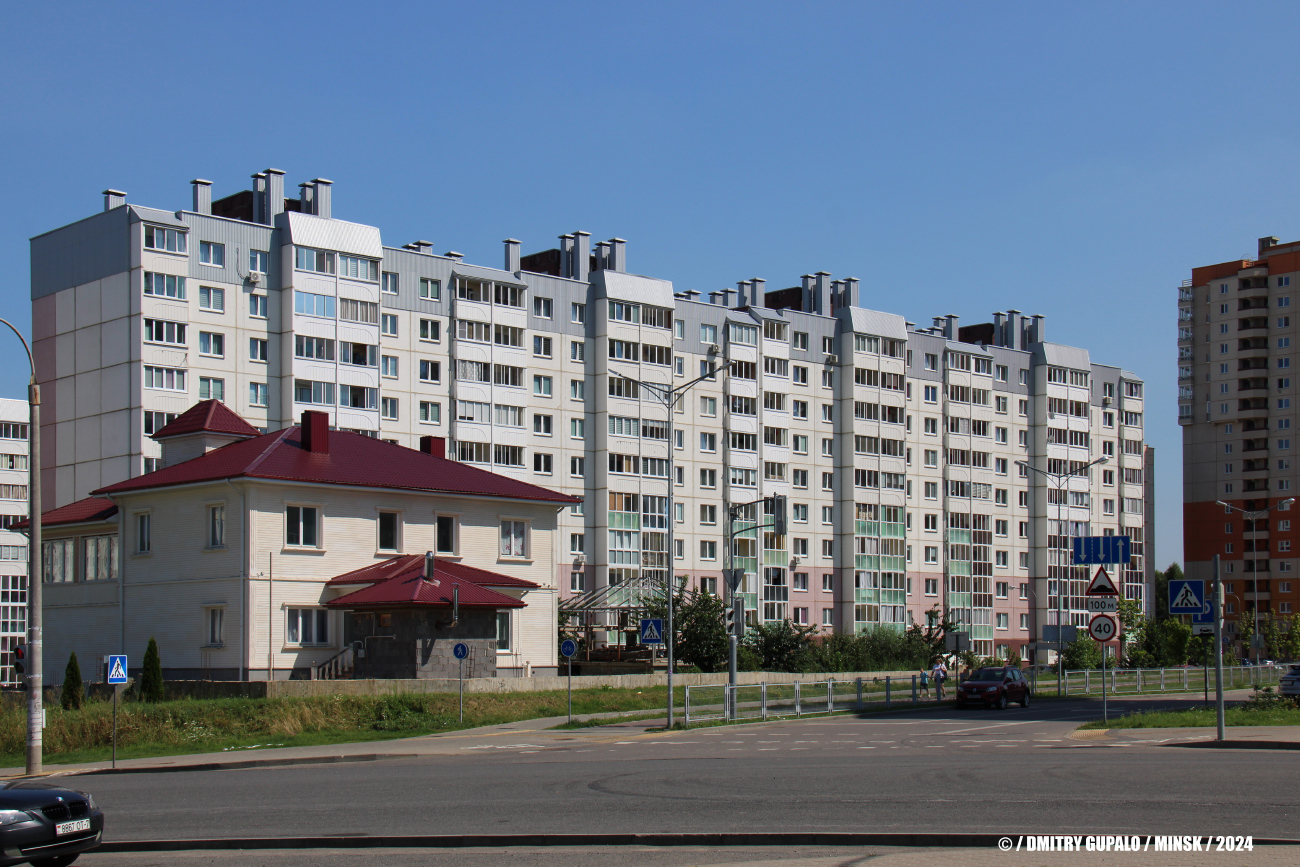 Минск, Улица Мачульского, 21; Улица Академика Карского, 21