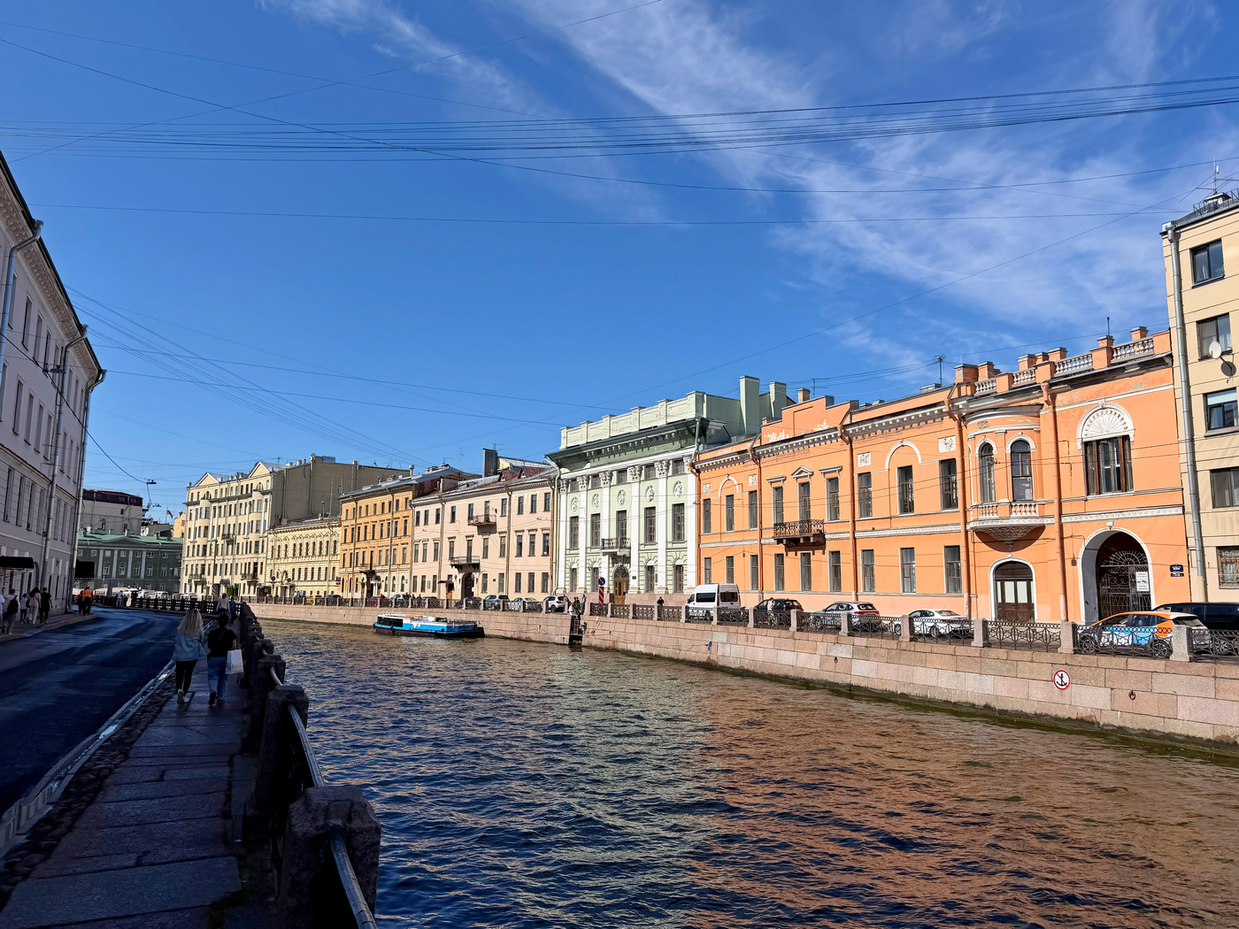 Санкт-Петербург, Набережная реки Мойки, 27; Набережная реки Мойки, 23; Набережная реки Мойки, 21 / Миллионная улица, 22