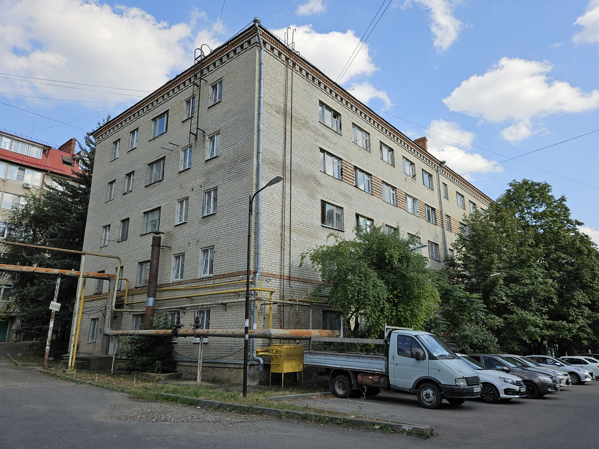 Пятигорск, Проспект Калинина, 42А