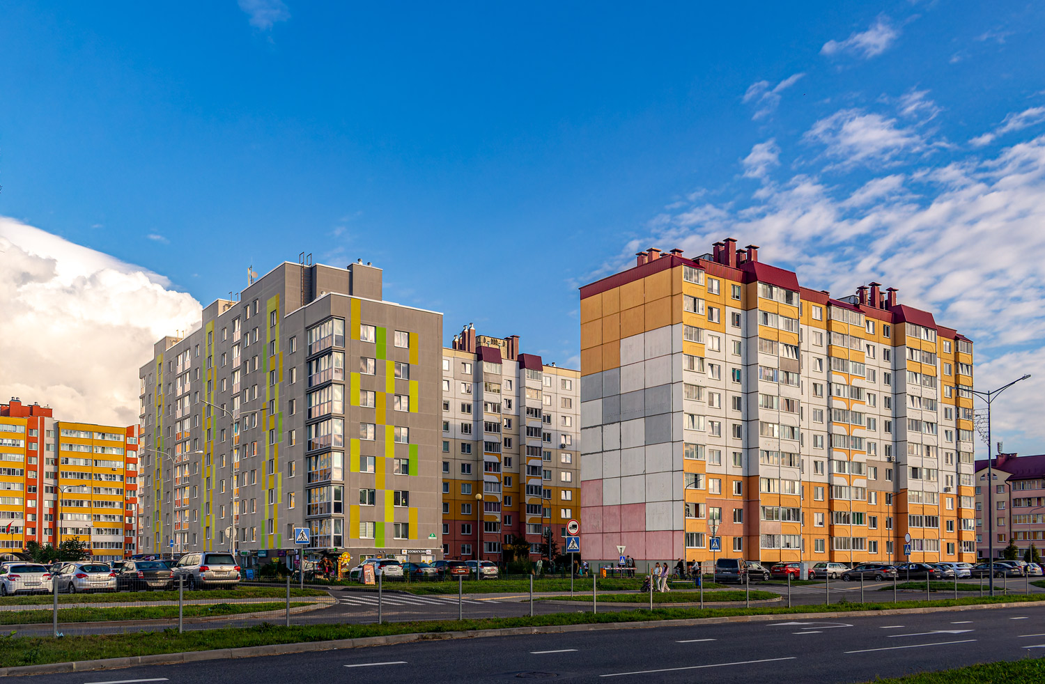 Фаниполь, Зелёная улица, 2Г; Зелёная улица, 2Б