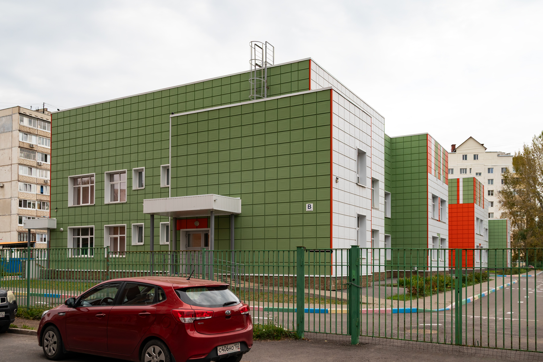 Уфа, Улица Юрия Гагарина, 44/2
