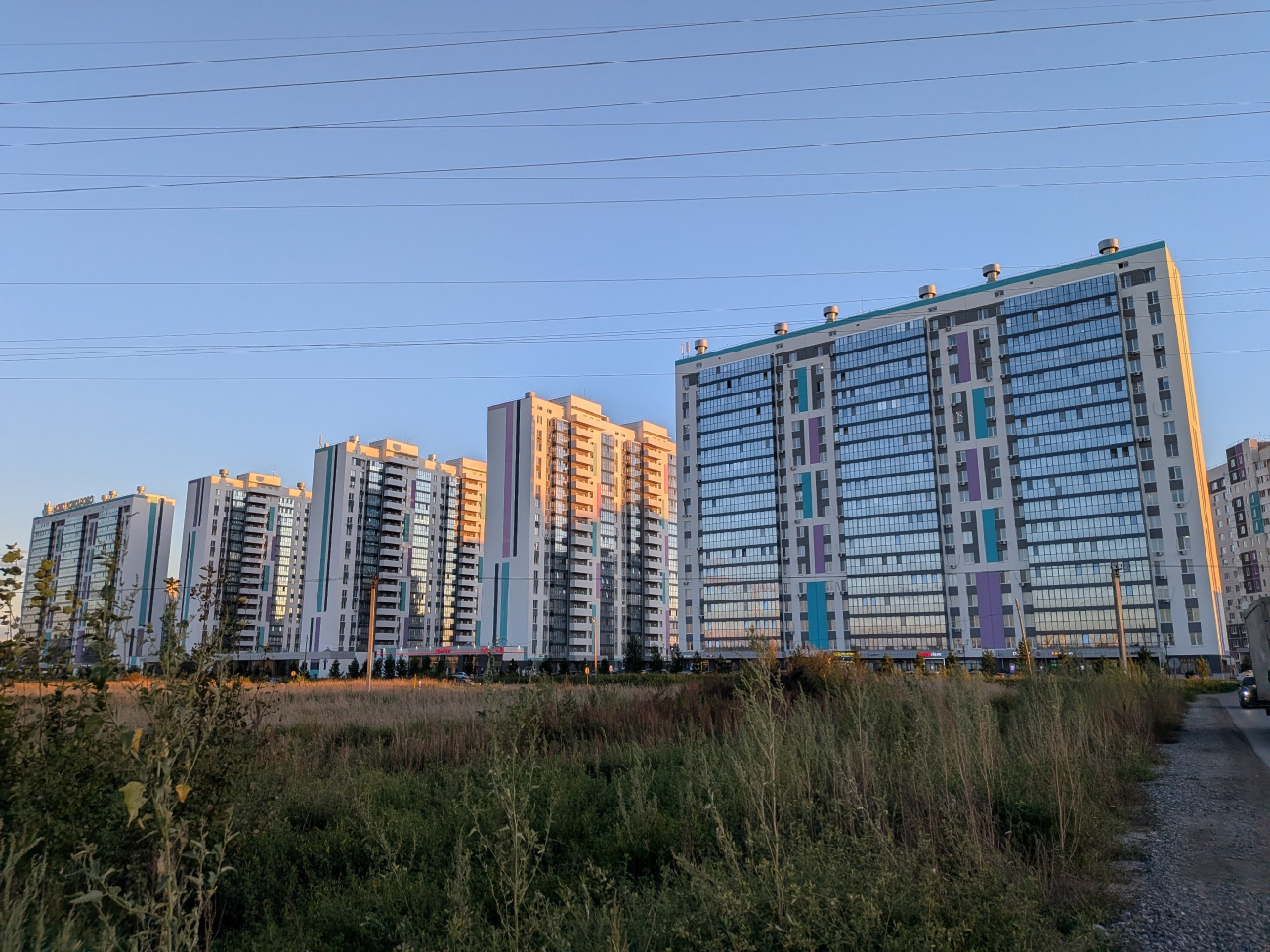 Тюменский муниципальный округ, прочие н.п., д. Патрушева, улица Фёдора Достоевского, 26; д. Патрушева, улица Фёдора Достоевского, 24; д. Патрушева, улица Фёдора Достоевского, 22; д. Патрушева, улица Фёдора Достоевского, 20; д. Патрушева, улица Фёдора Достоевского, 18