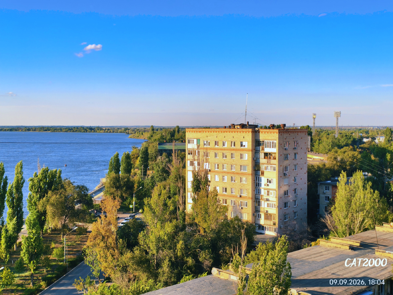Астрахань, Комсомольская Набережная, 20