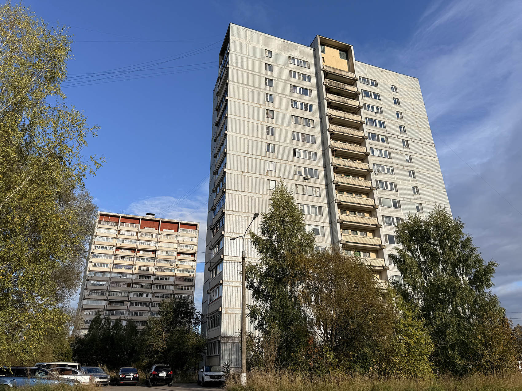 Менделеево, Левобережная улица, 3; Левобережная улица, 1
