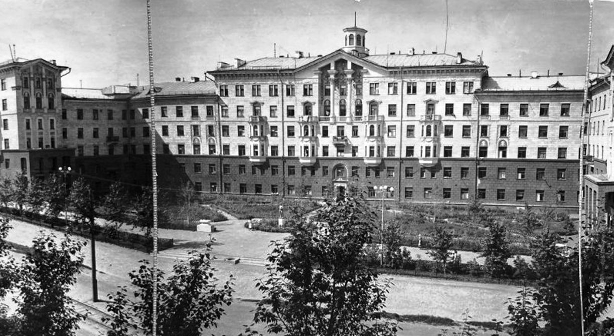 Новосибирск, Улица Станиславского, 4