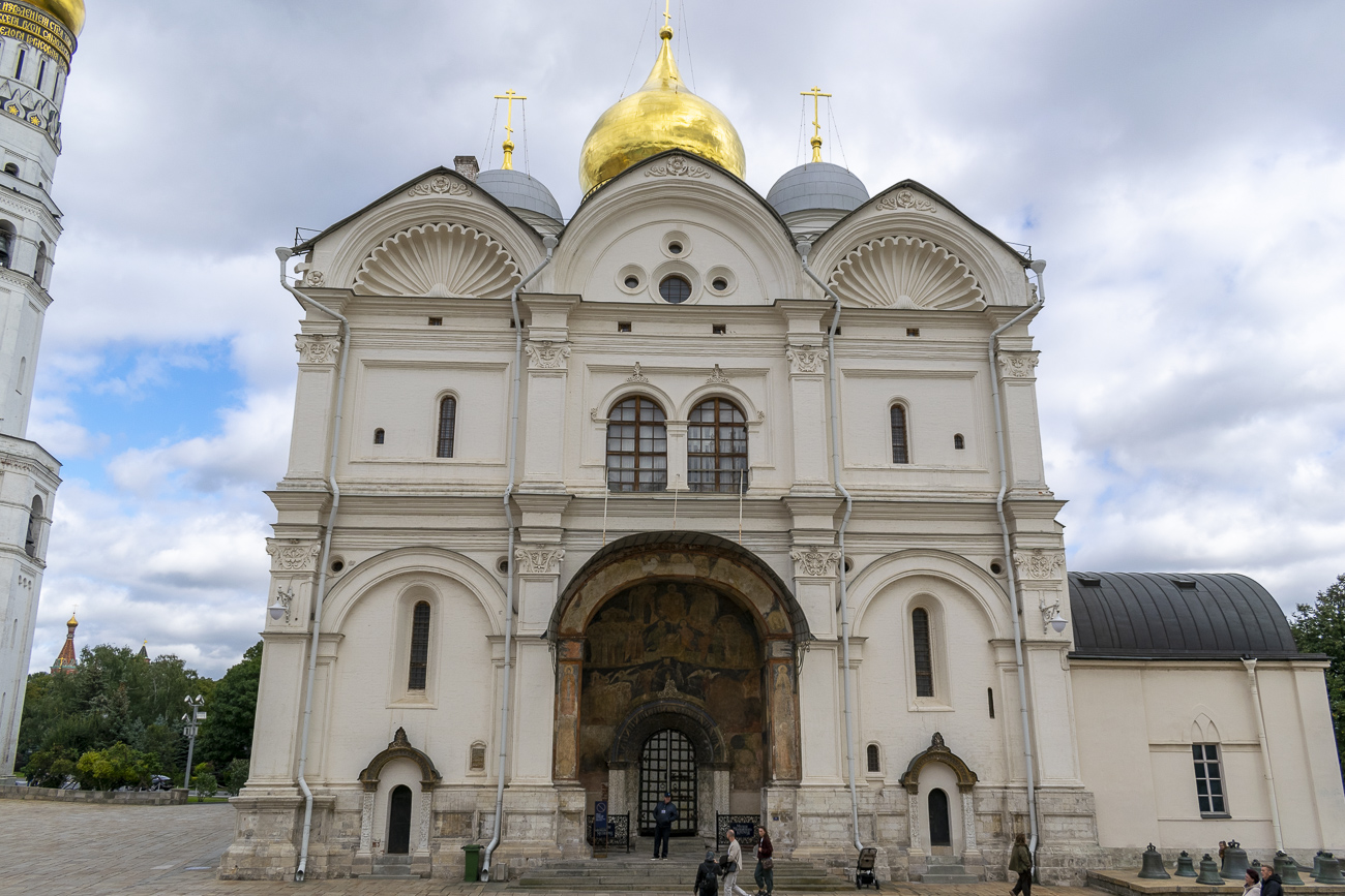Москва, Кремль, Соборная площадь,  Архангельский собор