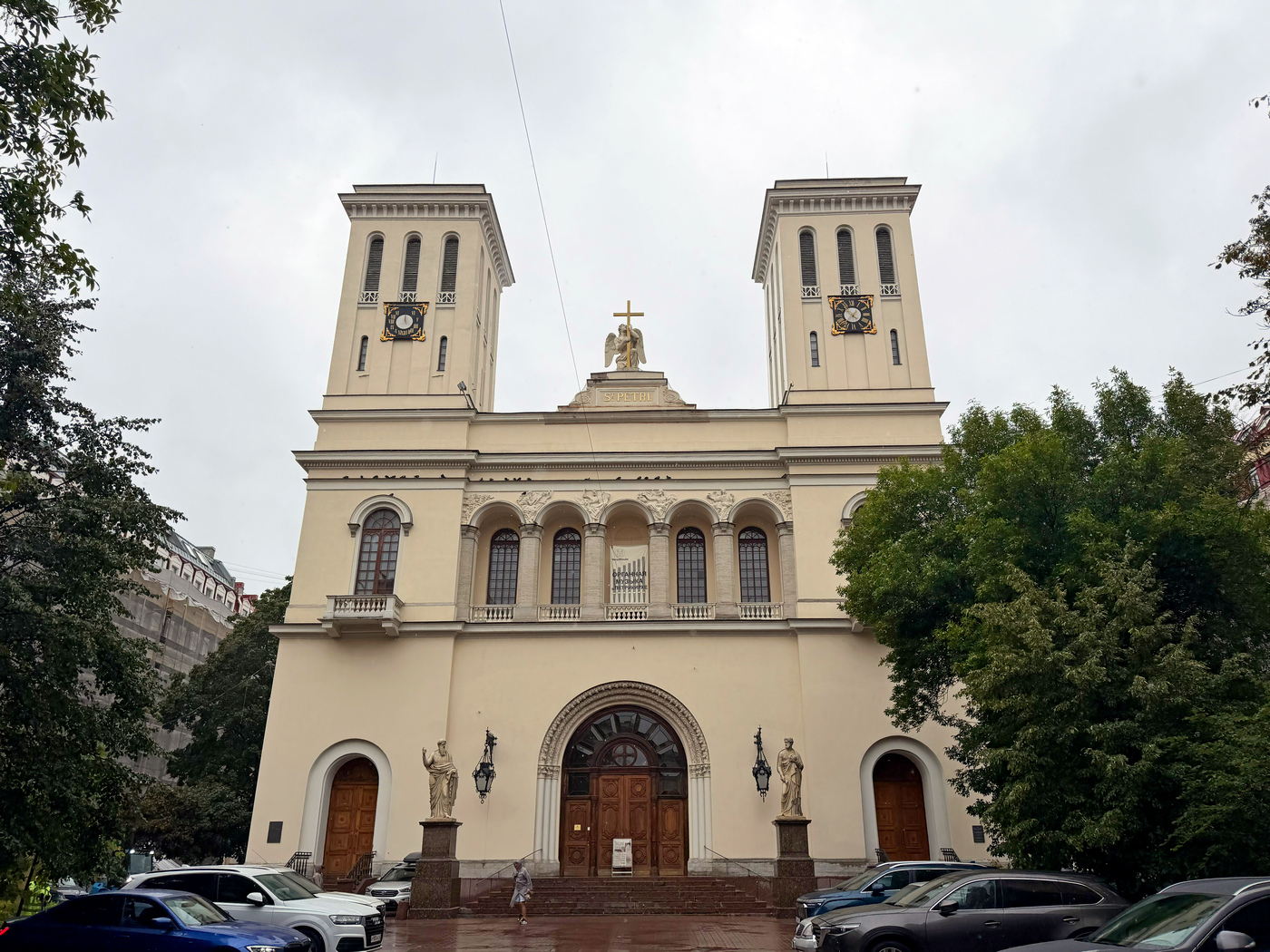 Санкт-Петербург, Невский проспект, 22-24 лит. Б
