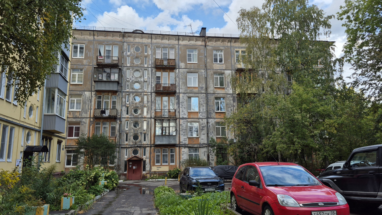 Череповец, Улица Милютина, 17