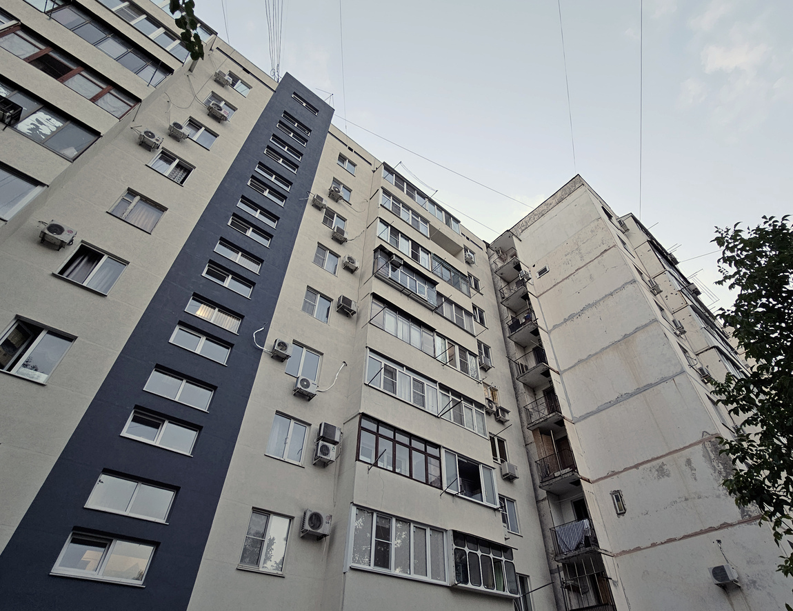 Краснадар, Улица имени 30-й Иркутской Дивизии, 10/1; Улица имени 30-й Иркутской Дивизии, 10/2