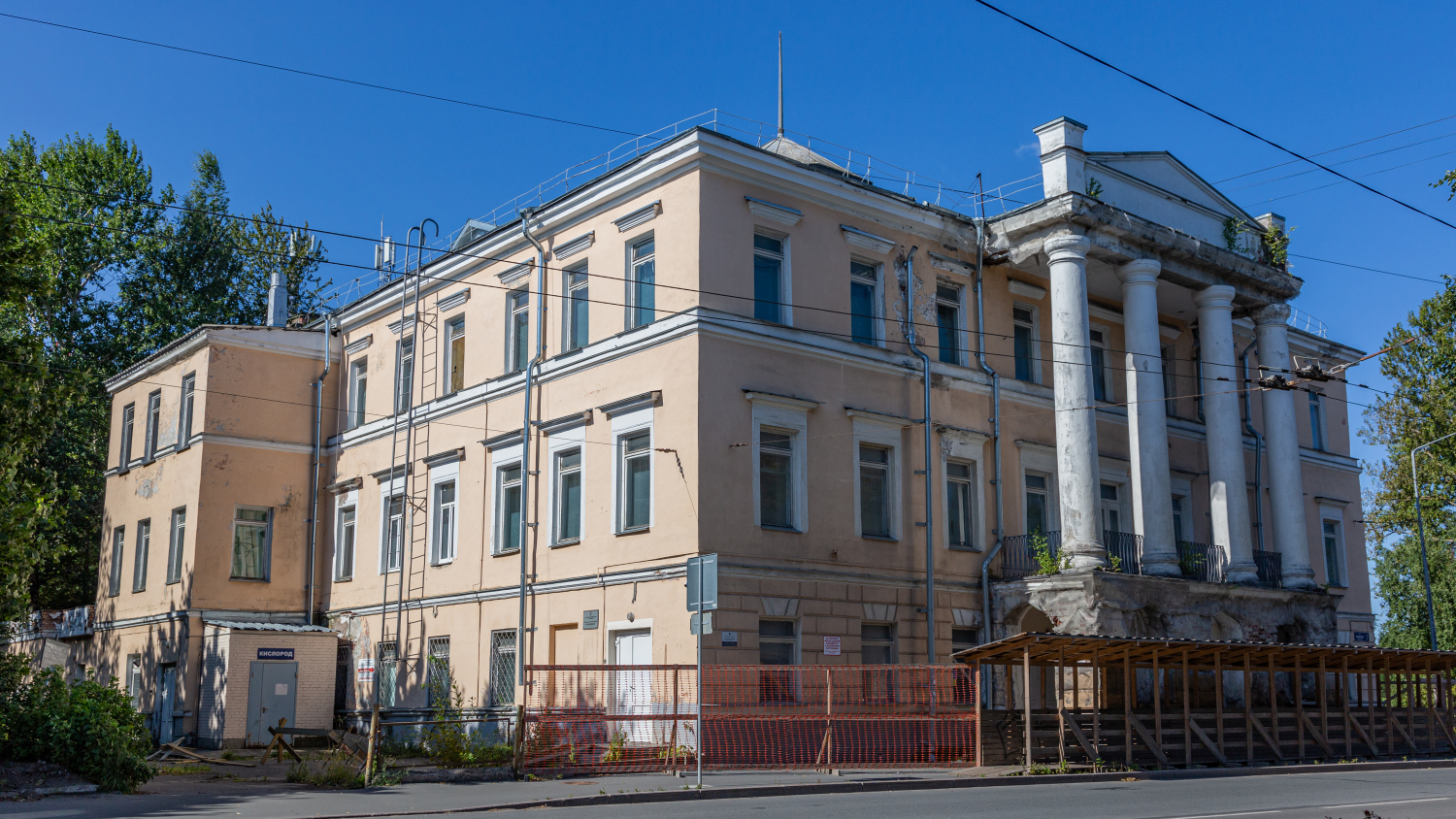 Петрозаводск, Улица Луначарского, 2