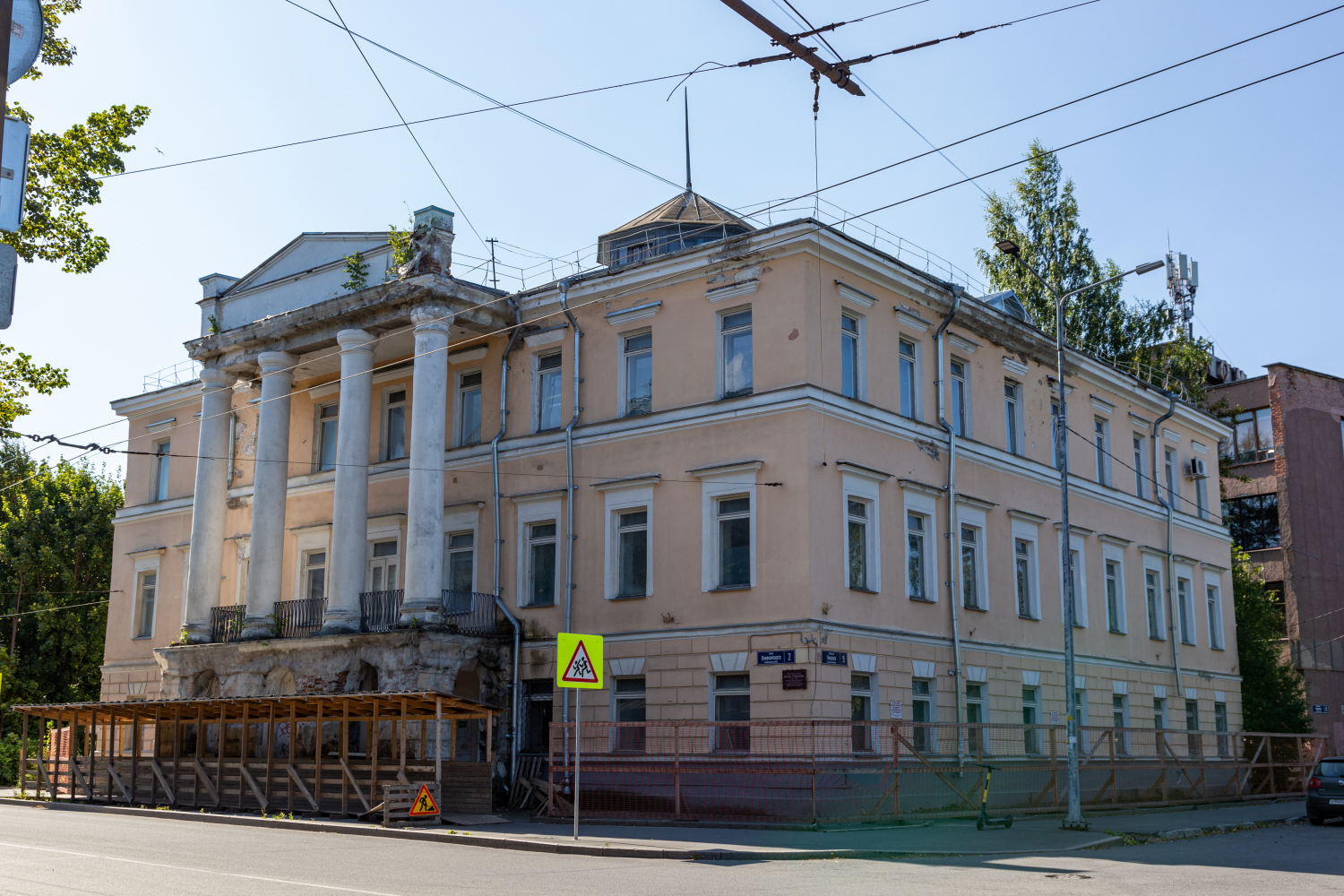 Петрозаводск, Улица Луначарского, 2