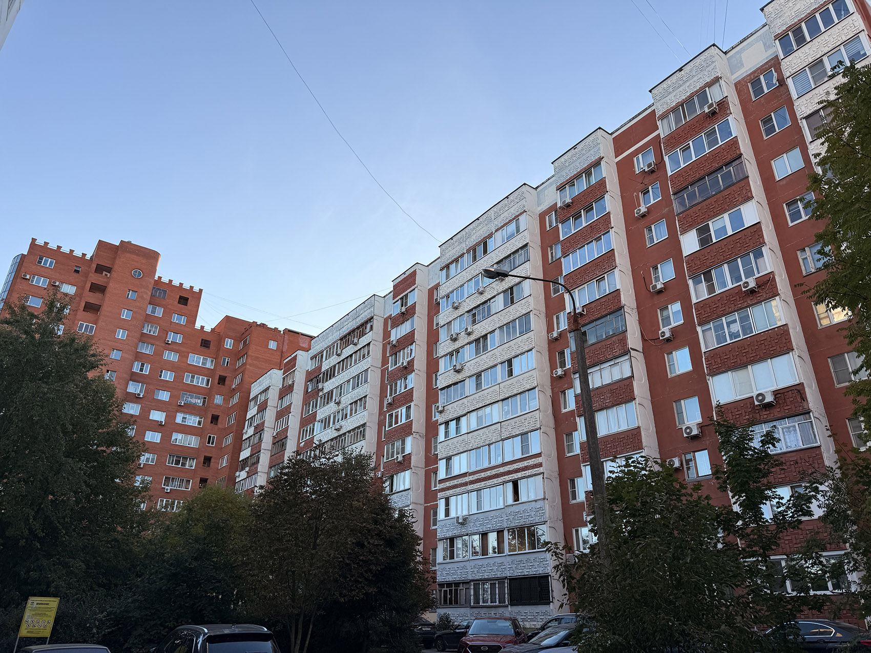 Мытищи, Шараповская улица, 1 корп. 2 (Подъезды 4-5); Шараповская улица, 1 корп. 2 (Подъезды 1-3)