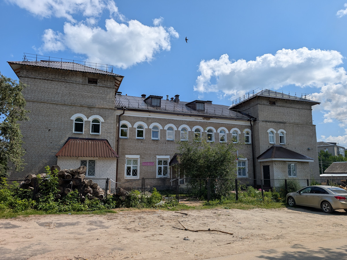 Бор, ​Улица Рослякова, 12А