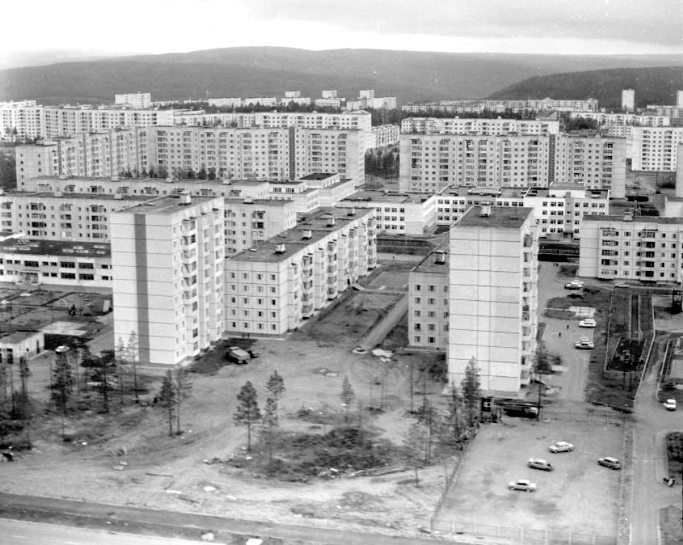 Нерюнгри, Проспект Мира, 3 корп. 1; Проспект Мира, 5 корп. 1; Тимптонская улица, 7 корп. 1; Тимптонская улица, 7 корп. 2; Проспект Ленина,  16 корп. 1; Проспект Ленина,  16 корп. 2; Проспект Дружбы Народов, 6 корп. 1; Проспект Дружбы Народов, 8 корп. 1