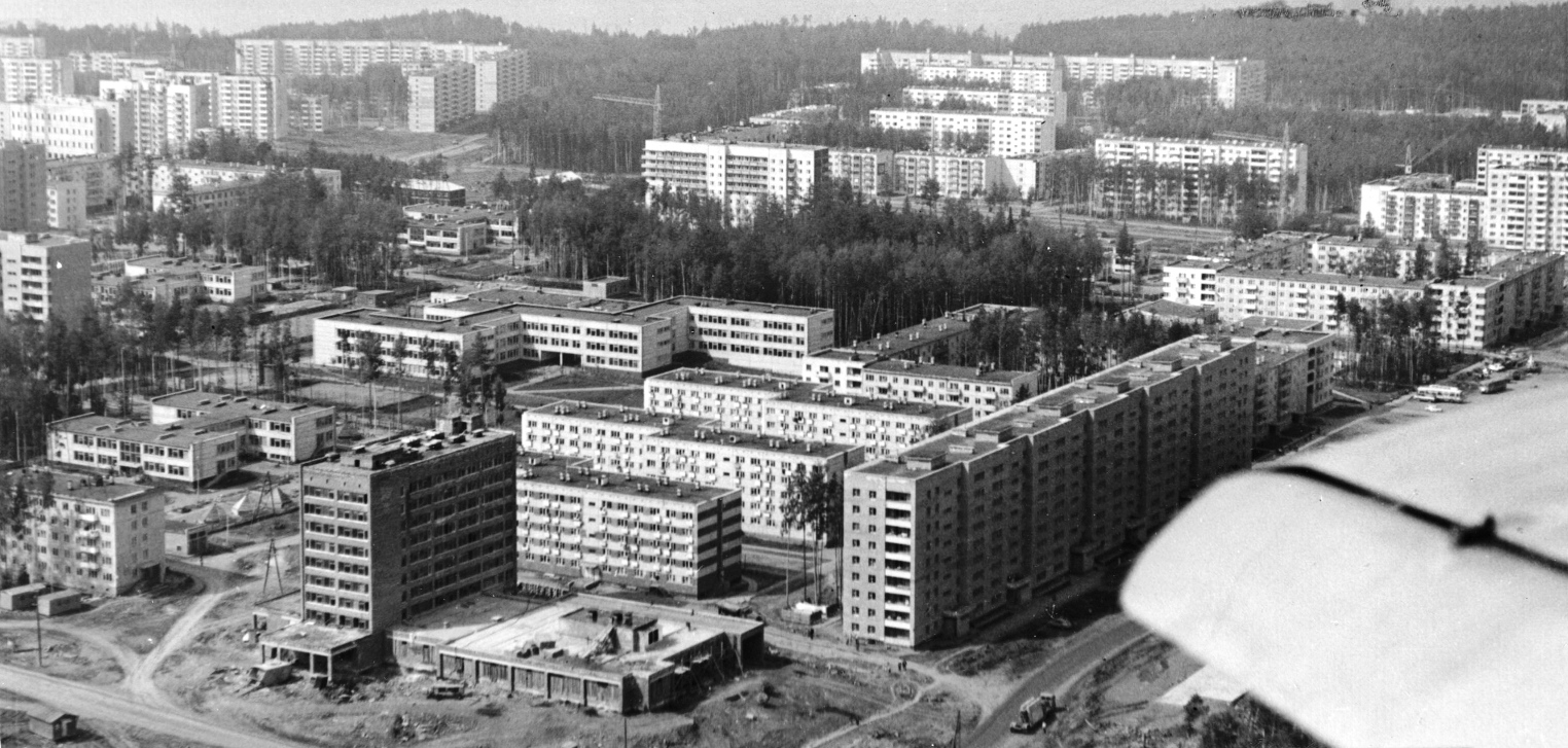 Усть-Илимск, Проспект Дружбы Народов, 2; Улица Героев Труда, 3; Улица Героев Труда, 5; Улица Героев Труда, 7